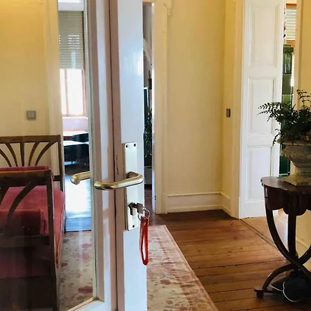 Inviting 3-bed In Апартаменты Бад-Кройцнах