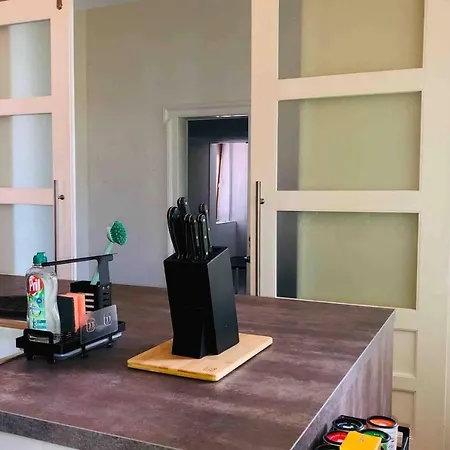 Апартаменты Inviting 3-bed In
