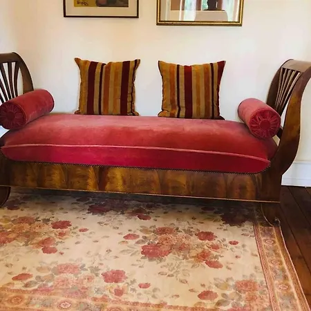 Апартаменты Inviting 3-bed In *
