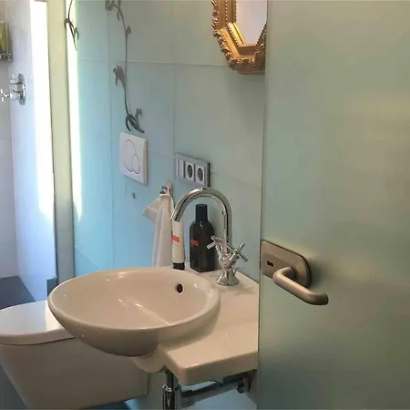Inviting 3-bed In *