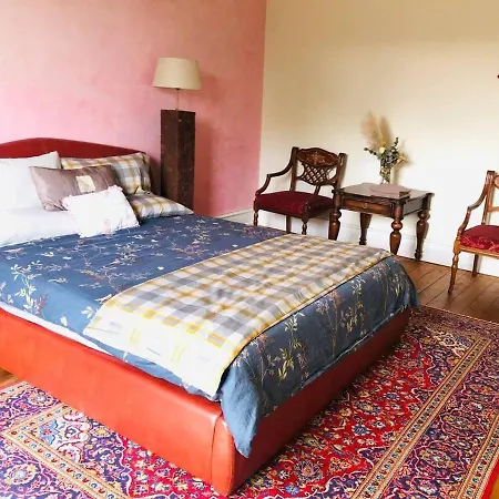 Inviting 3-bed In Бад-Кройцнах