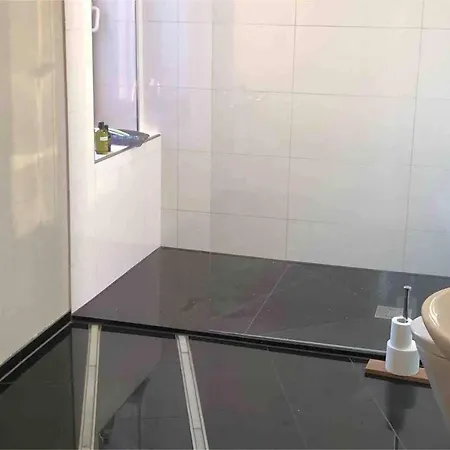 Inviting 3-bed In Бад-Кройцнах